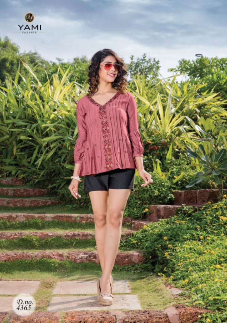 Topsy Vol-10 Embroidery Short Tops Set Topsy Vol-10 Embroidery Short Tops Set